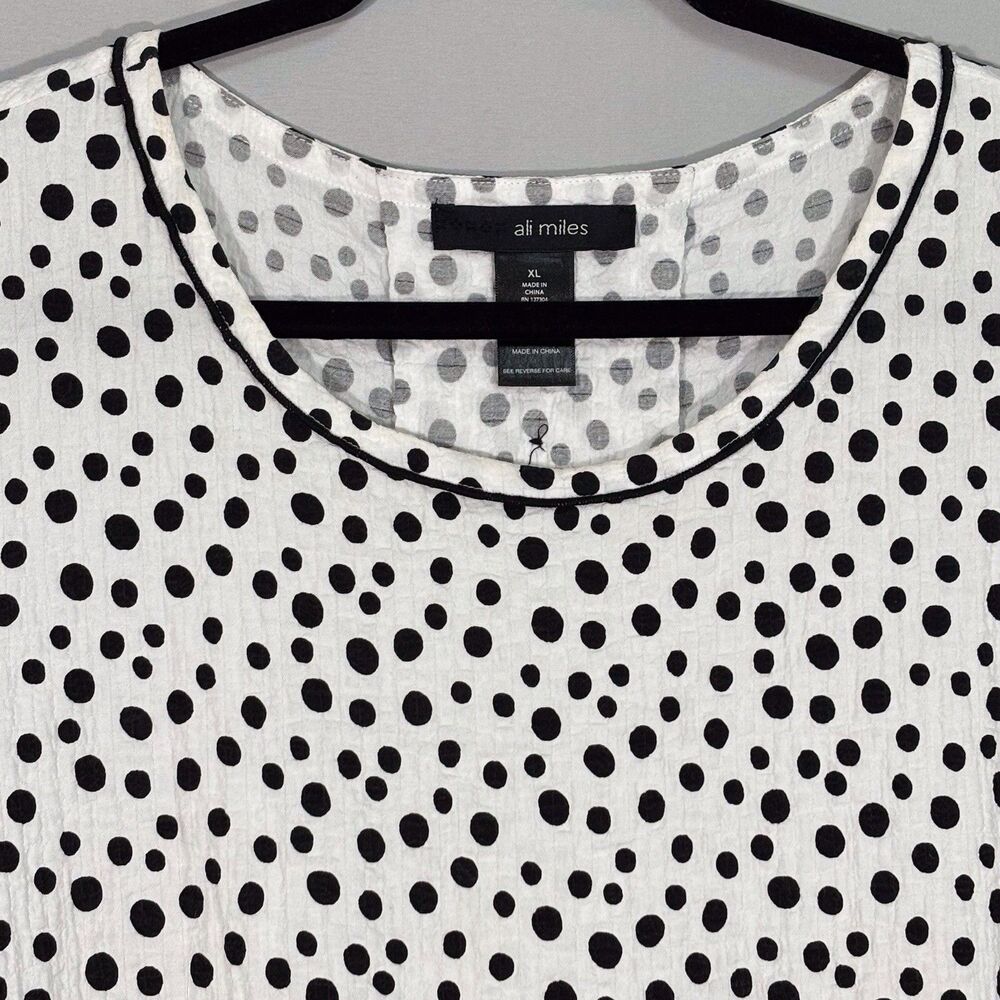 Ali Miles Tunic Top Womens XL White With Black Polka Dots 3/4 Sleeves Hi Low Hem - Picture 2 of 11